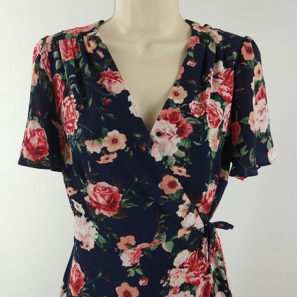 Rabbit Rabbit Rabbit floral wrap dress - Picture 7 of 8